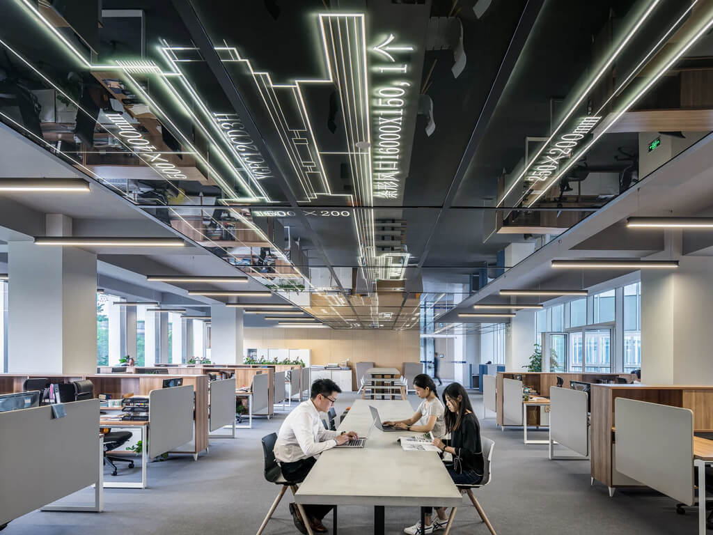 Tech Deep Dive & Architecture Insights